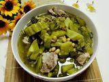 酸菜苦瓜排骨汤的做法[图]
