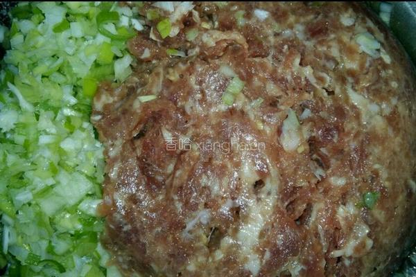 茄子鲜肉烙盒子的做法图解4