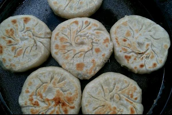 茄子鲜肉烙盒子的做法图解7