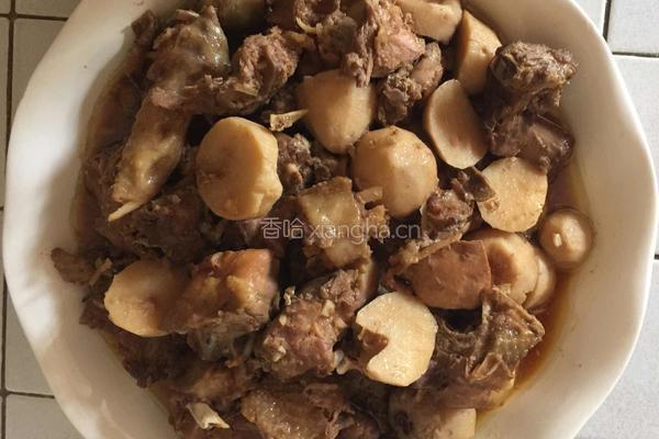 芋头烧鸡的做法图解4