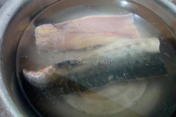 宫爆鲟魚丁的做法图解2