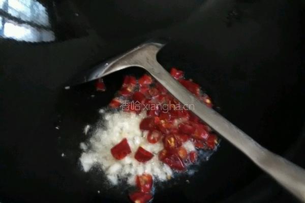 炝炒手撕包菜的做法图解6