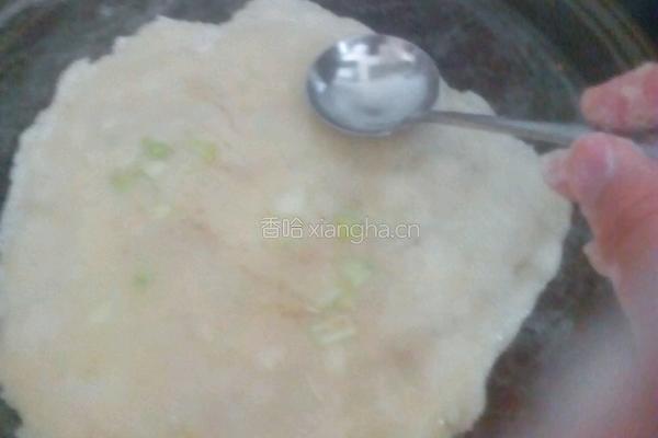 烫面葱花烙饼的做法图解10