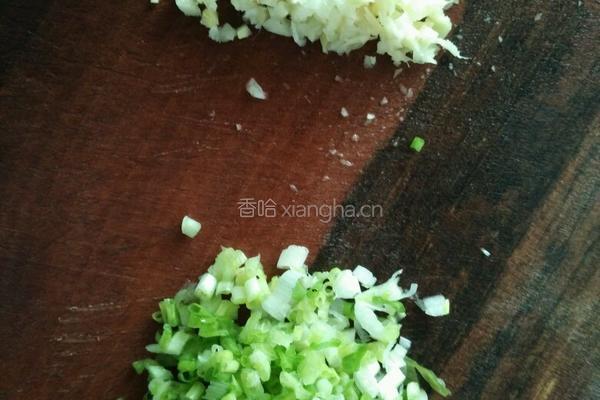 糊辣椒蘸水四季豆的做法图解3