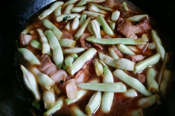 家常猪肉炖豆角的做法图解7