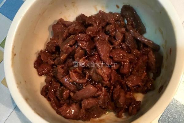洋葱炒牛肉的做法图解4