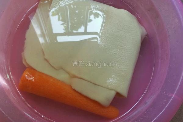凉拌千张的做法图解1