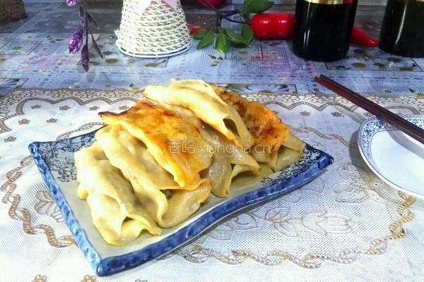 鲜肉锅贴的做法图解10