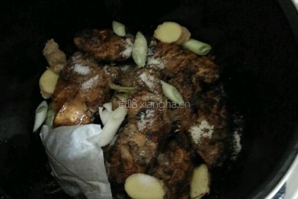 豆角炖鸡翅的做法图解4