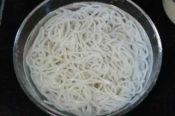 麻辣肉末米线的做法图解9