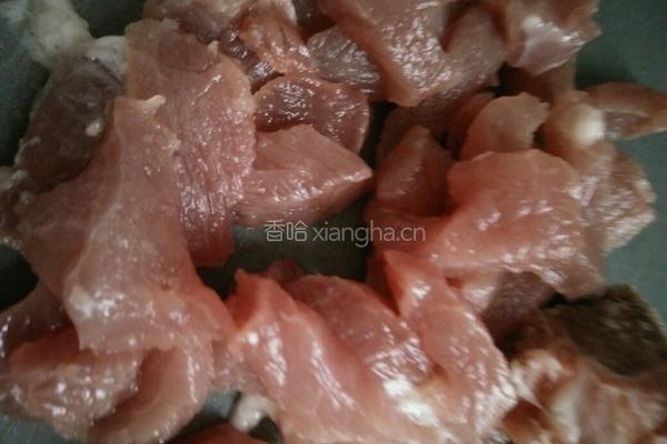 秋葵炒肉的做法图解3