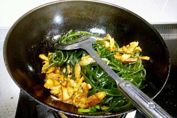 肘子肉炖海带的做法图解6