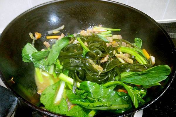 肘子肉炖海带的做法图解8