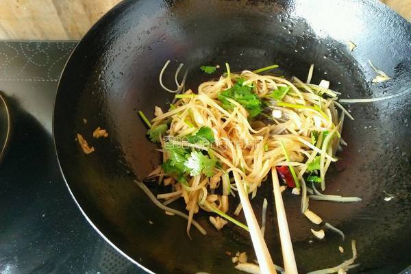 呛拌土豆丝的做法图解6