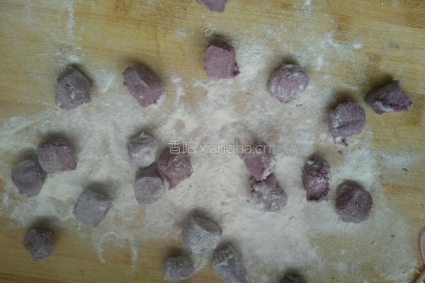 紫薯玫瑰花馒头的做法图解5