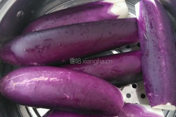 双椒手撕茄的做法图解2