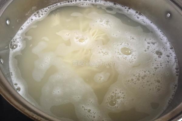 花生拌凉面的做法图解4