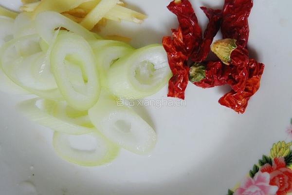 西红柿炖白菜豆腐的做法图解4