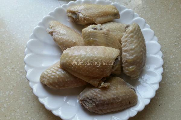 红焖鸡翅的做法图解1