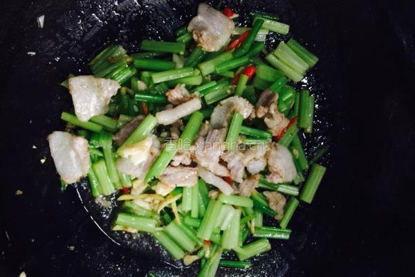 芹菜炒肉片的做法图解8