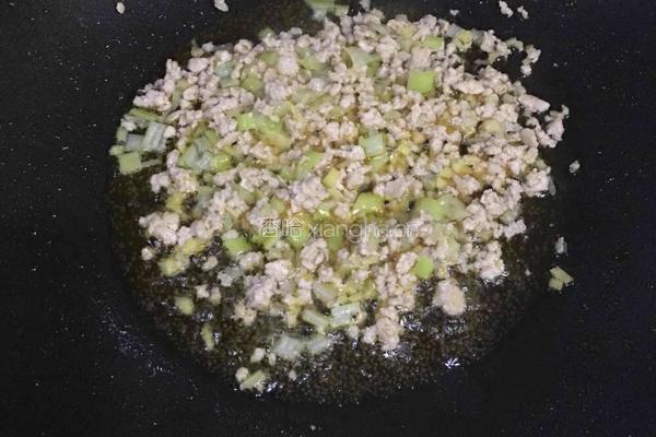 肉沫炖冻豆腐的做法图解4