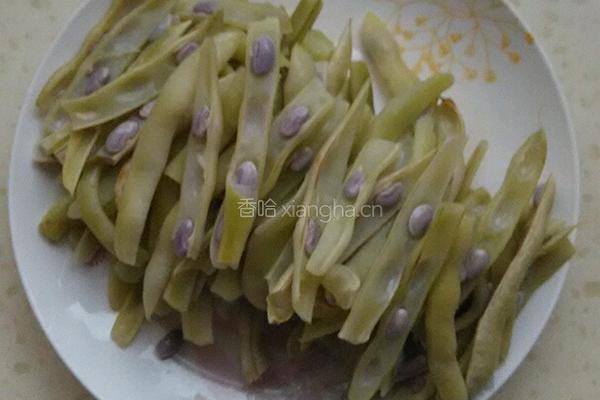 麻汁蒜泥拌芸豆的做法图解3