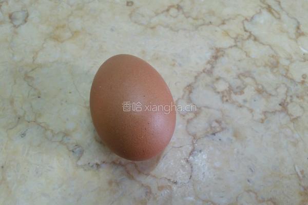 当归炖鸡蛋的做法图解1