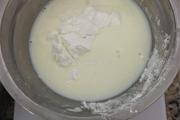 椰丝牛奶小方块的做法图解3