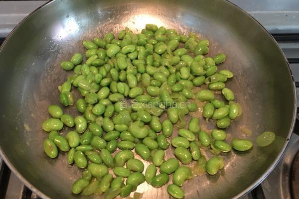 毛豆鸡蛋饼的做法图解5