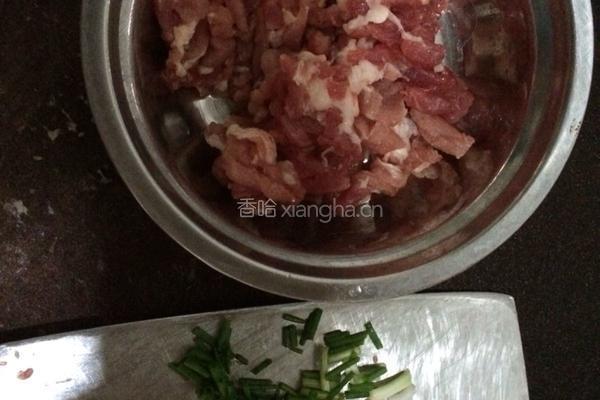 肉末蒸蛋的做法图解1