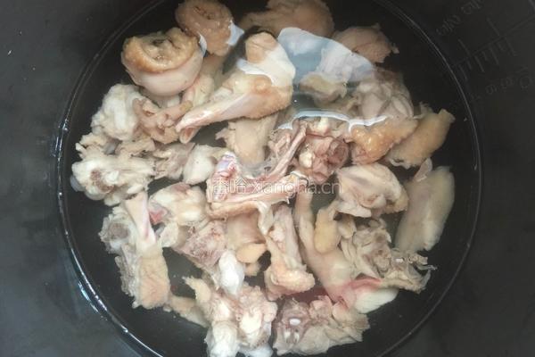 椰子鸡汤的做法图解3