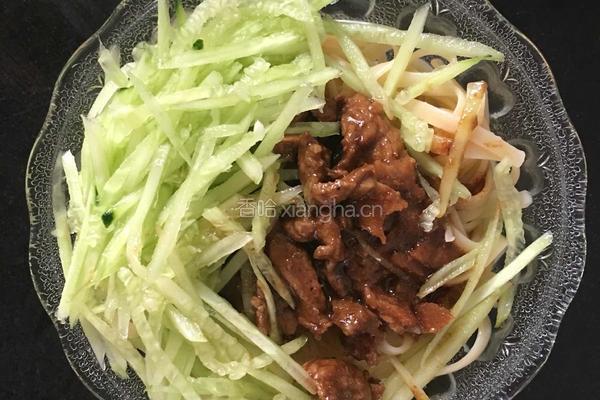 炸酱意面