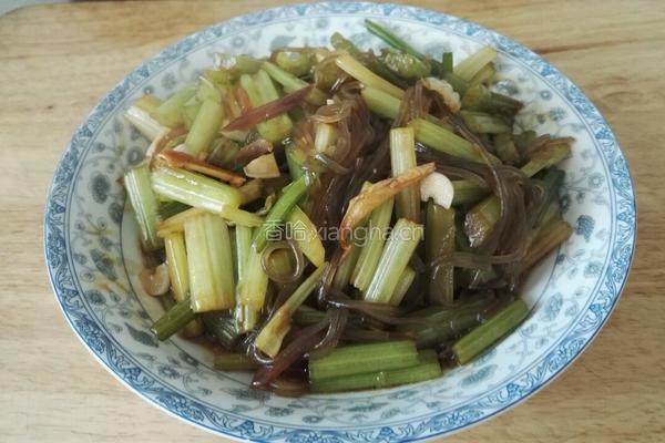 芹菜粉条的做法图解9