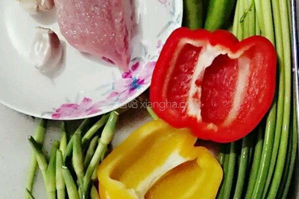 肉片蒜苔的做法图解1