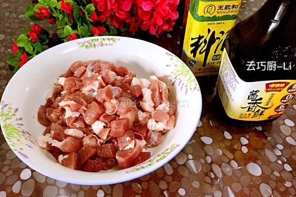 茴香肉丁包子的做法图解8