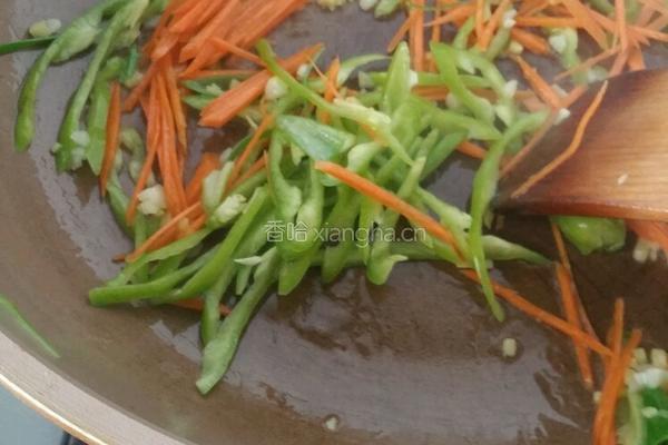干煸杏鲍菇的做法图解4