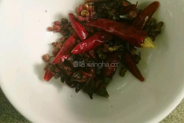 蒜泥白肉的做法图解2