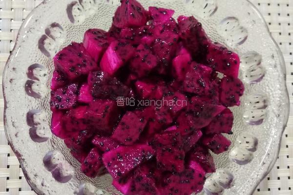 火龙果芒果酸奶冰棒的做法图解1