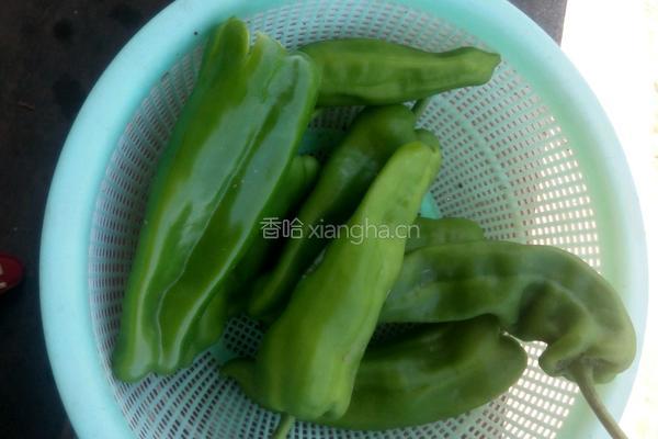 青椒肉末的做法图解1