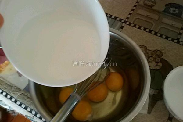 牛奶布丁的做法图解2
