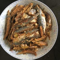 炒巴浪鱼干的做法[图]