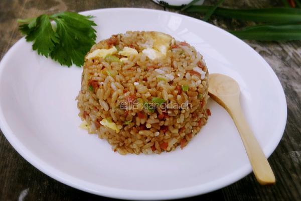 酱油炒饭的做法图解8