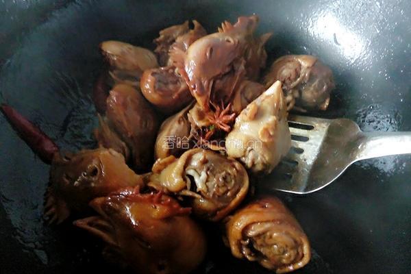 卤鸡头的做法图解9