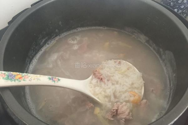 皮蛋瘦肉粥的做法图解8