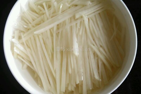 土豆丝燕麦蛋饼卷的做法图解2