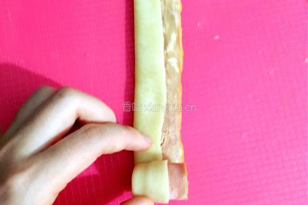 培根玫瑰花卷的做法图解9