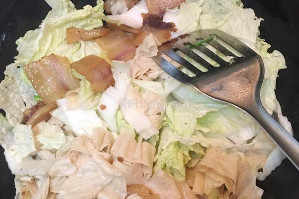 大白菜炒人造肉的做法图解7