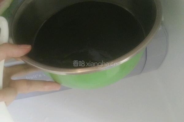 龟苓膏的做法图解3