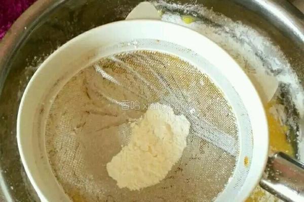 电饭煲做蛋糕的做法图解4