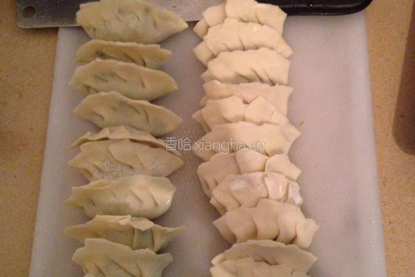 生煎韭菜饺子的做法图解7